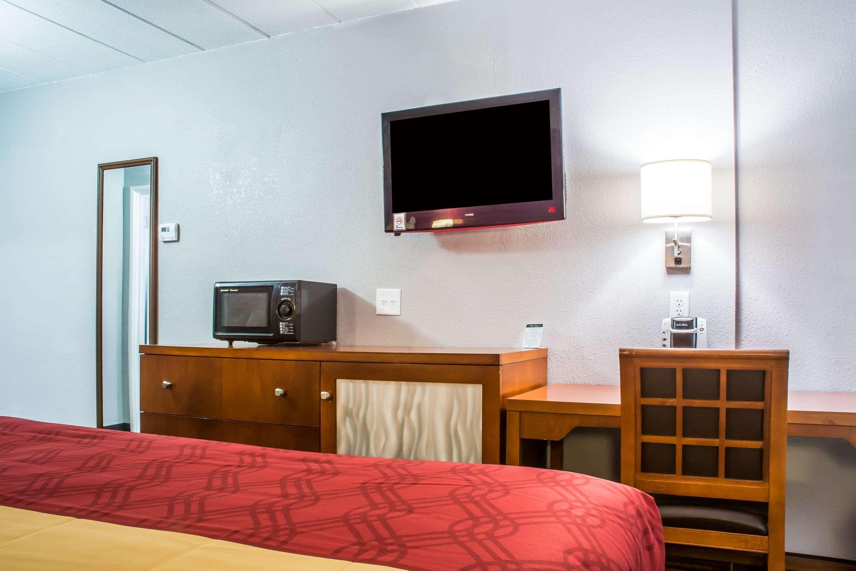 Econo Lodge Brockport Esterno foto