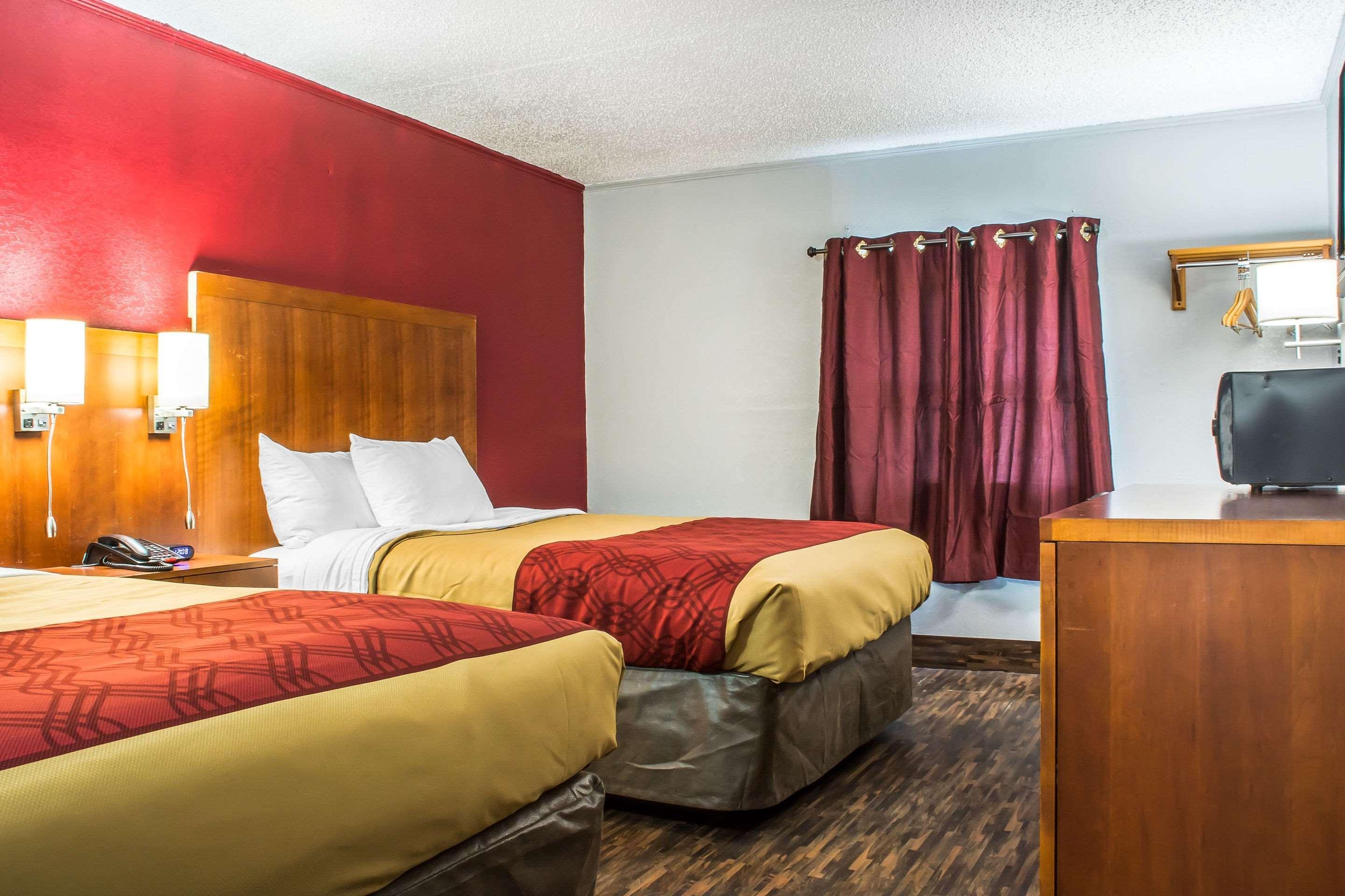 Econo Lodge Brockport Esterno foto