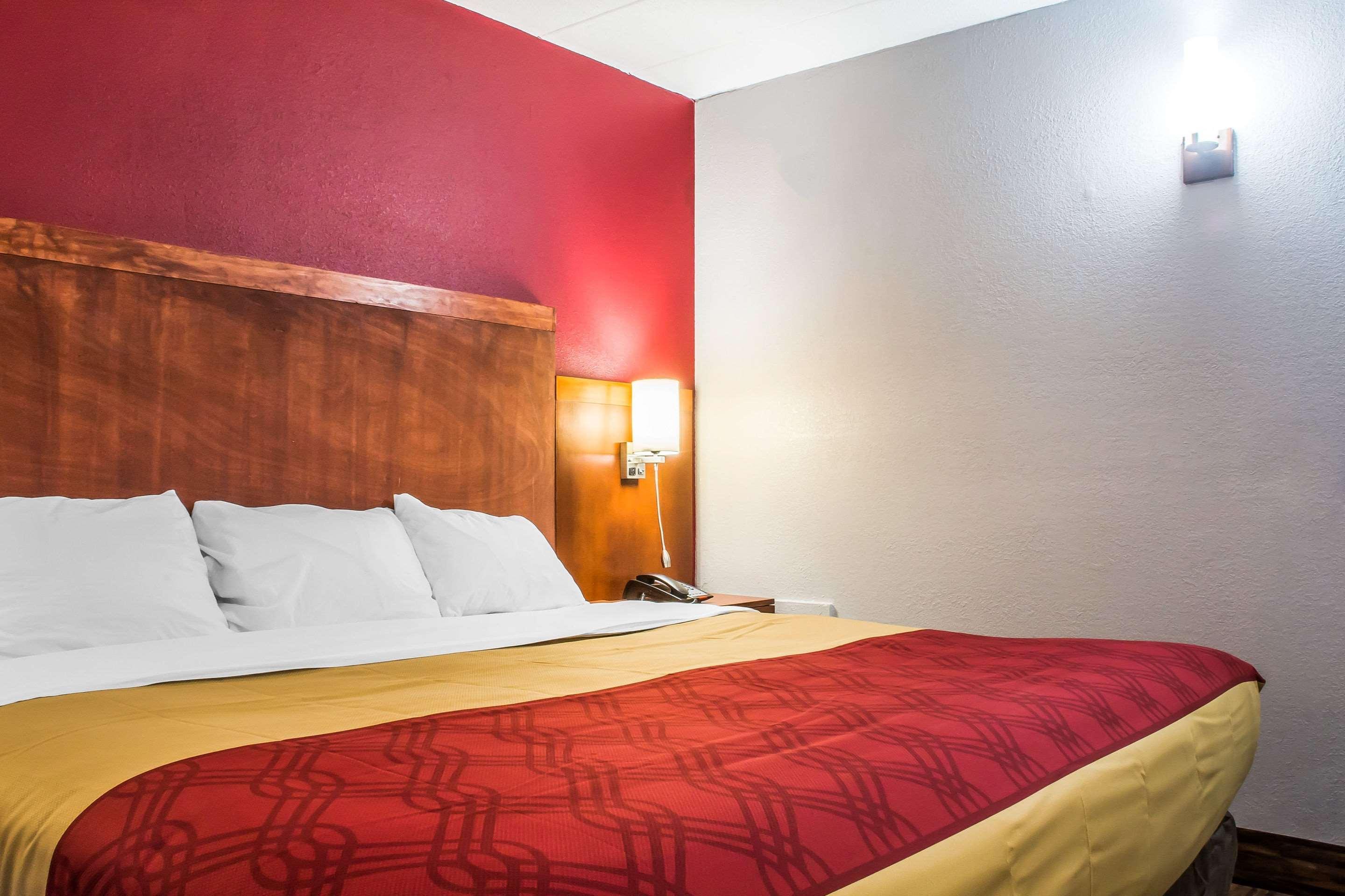 Econo Lodge Brockport Esterno foto