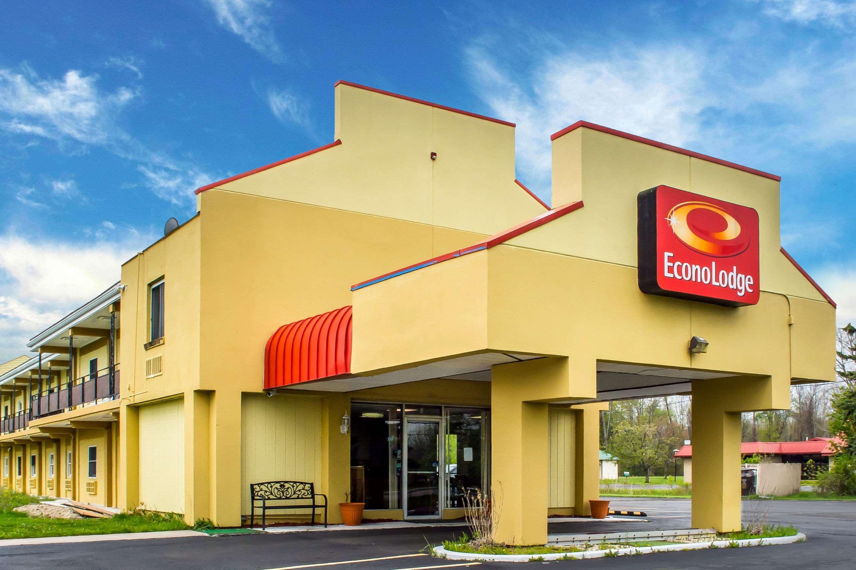 Econo Lodge Brockport Esterno foto