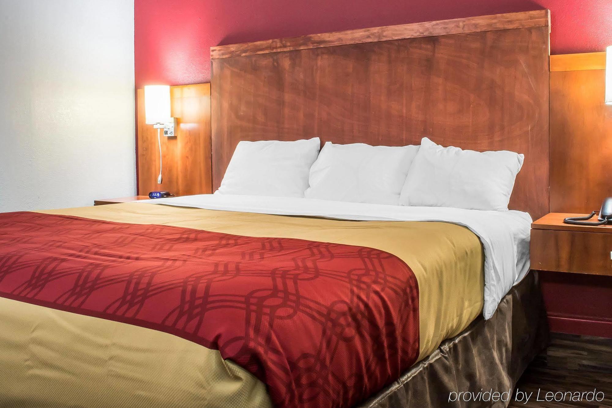 Econo Lodge Brockport Esterno foto